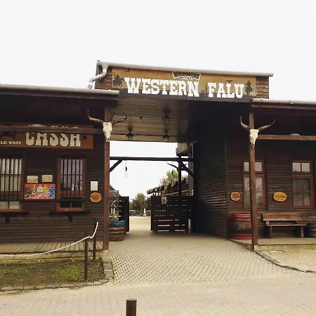 Panzió Western House Tordas